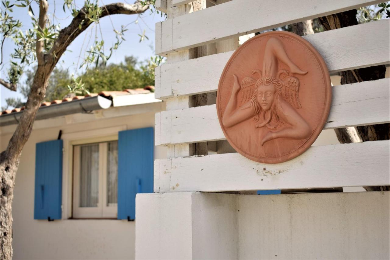 איספיקה Villa Aurea מראה חיצוני תמונה