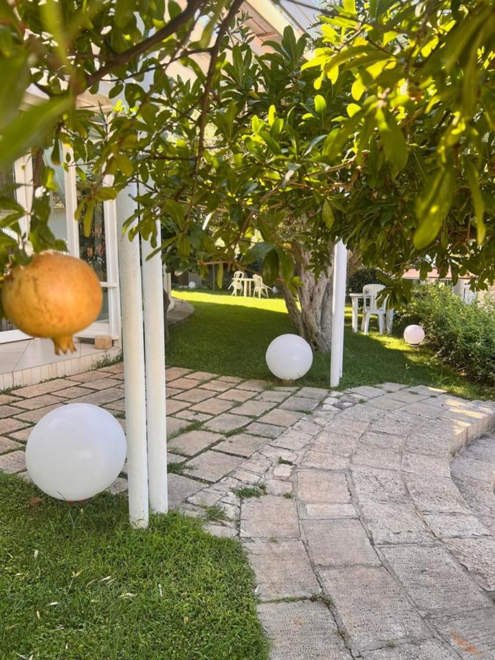 איספיקה Villa Aurea מראה חיצוני תמונה