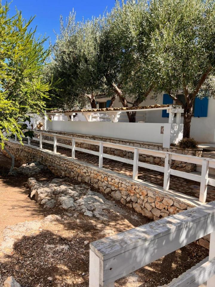 איספיקה Villa Aurea מראה חיצוני תמונה