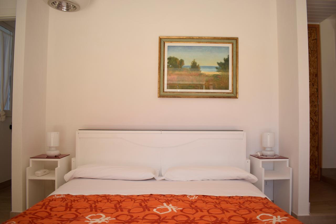 איספיקה Villa Aurea מראה חיצוני תמונה
