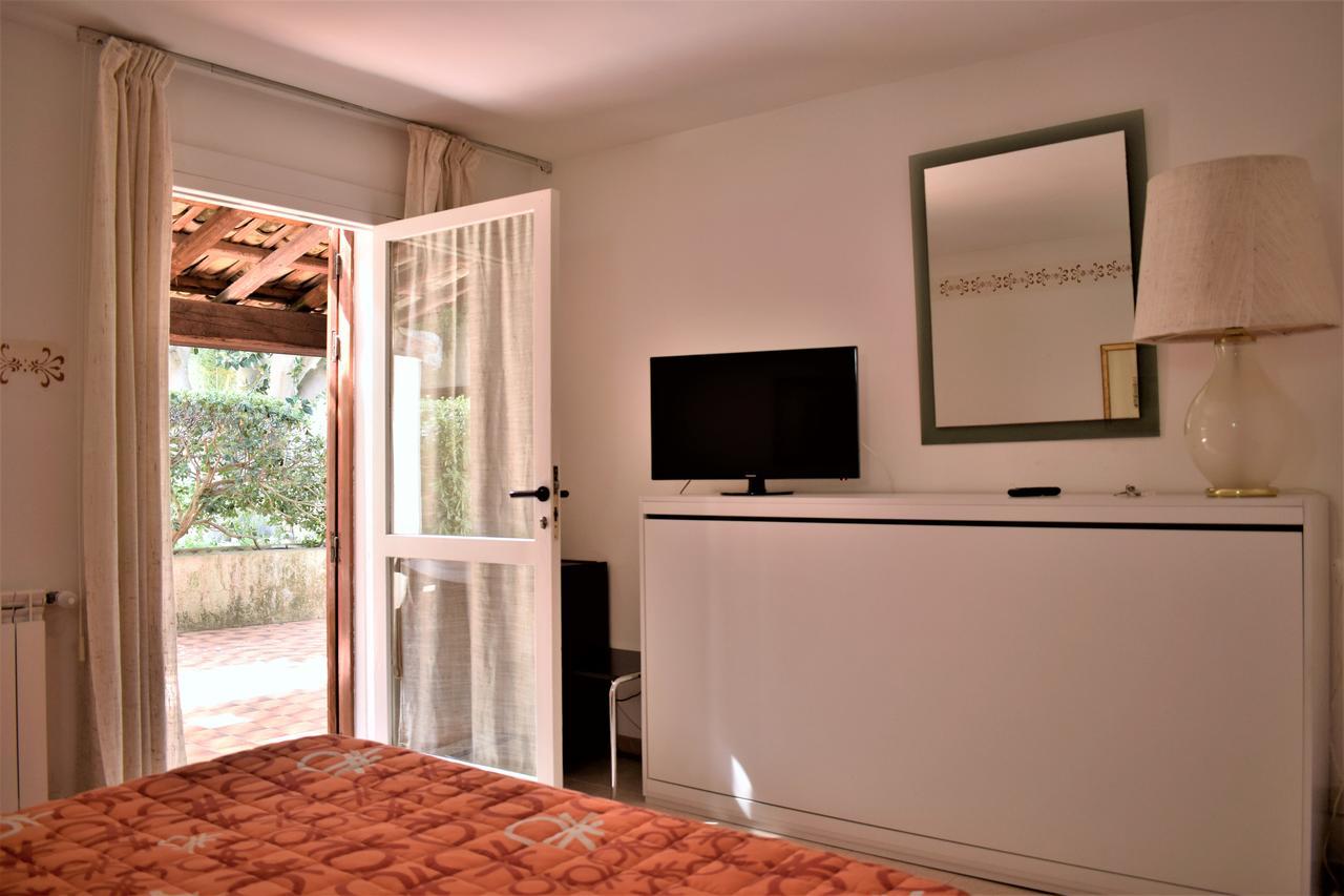 איספיקה Villa Aurea מראה חיצוני תמונה